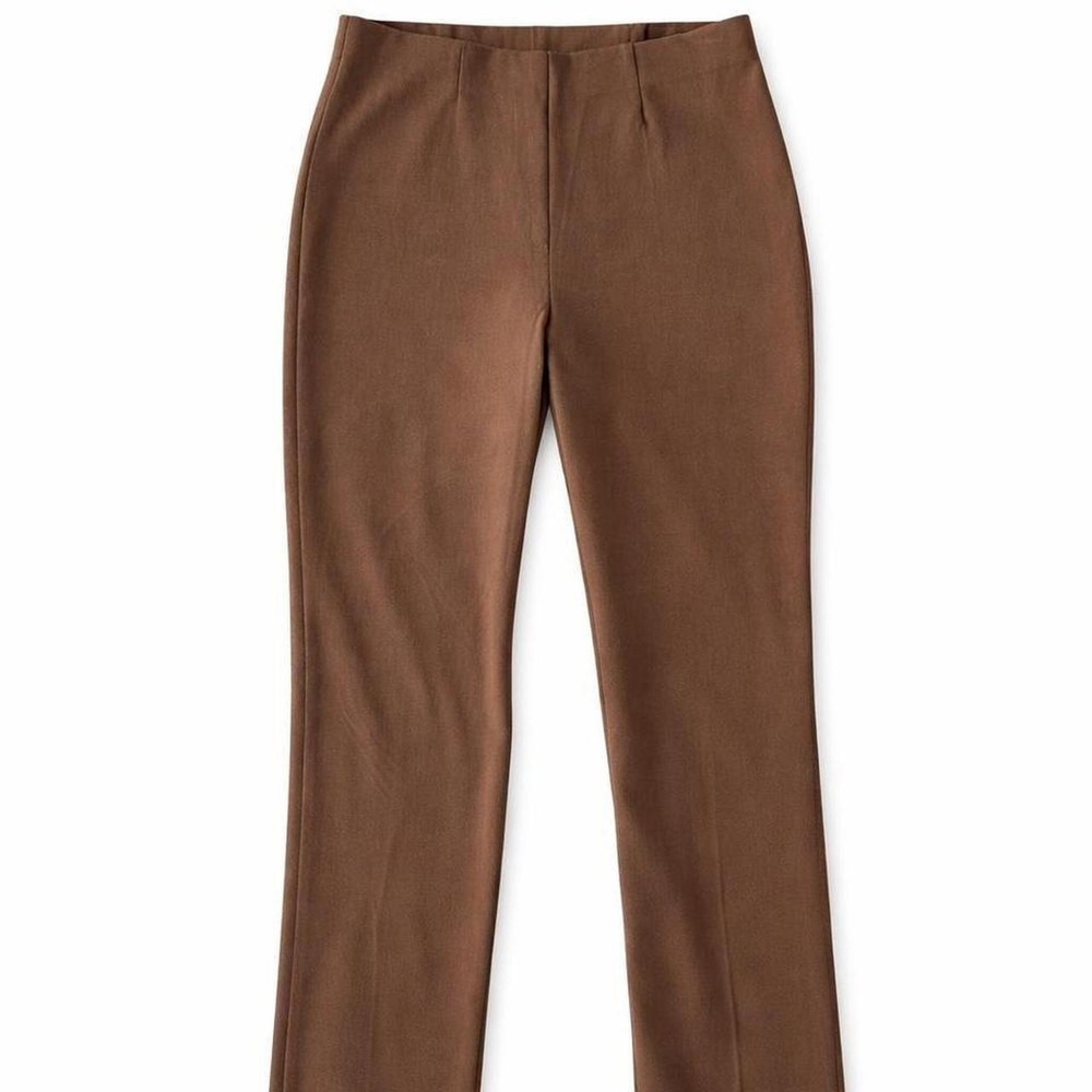 Brown Italian straight-leg trousers by Peruzzi. Made in Italy.